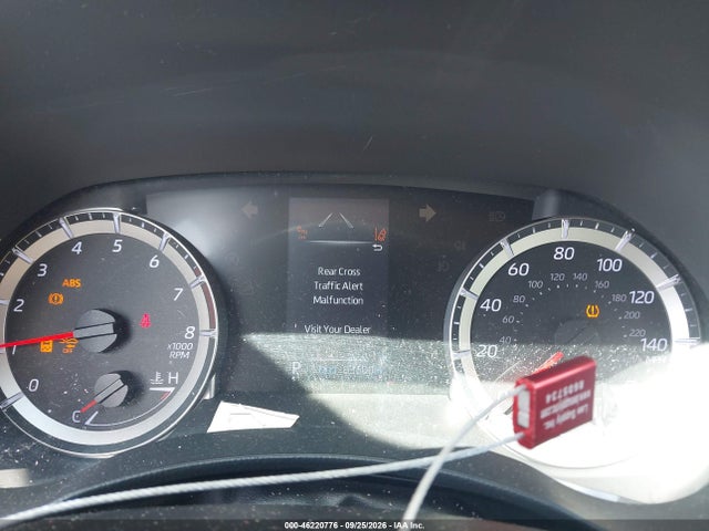46220776 :رقم المزاد ، 5TDZZRAH4MS050537 vin ، 2021 Toyota Highlander Le مزاد بيع