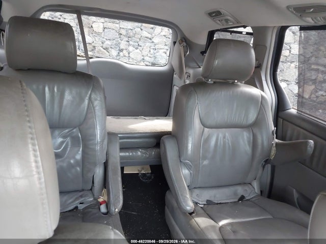 Продажа на аукционе авто 2005 Toyota Sienna Xle Limited, vin: 5TDZA22C35S301518, номер лота: 46220846