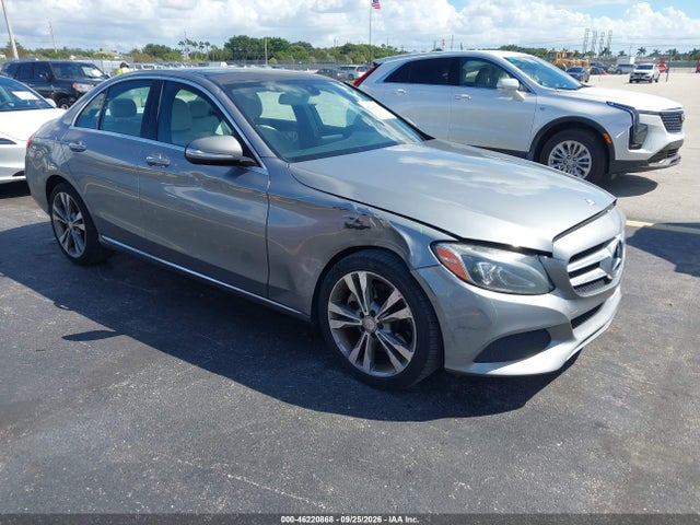 Продаж на аукціоні авто 2015 Mercedes-benz C-class C 300, vin: 55SWF4JB8FU059418, номер лоту: 46220868