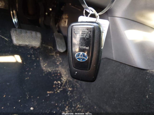 46221005 :رقم المزاد ، JTDKBRFU8J3076129 vin ، 2018 Toyota Prius مزاد بيع