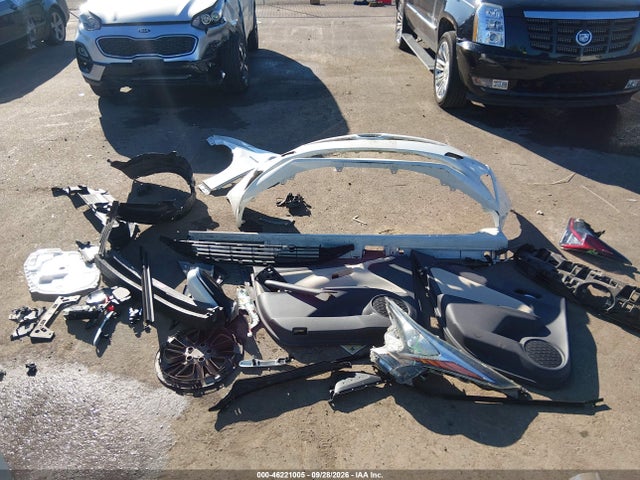 46221005 :رقم المزاد ، JTDKBRFU8J3076129 vin ، 2018 Toyota Prius مزاد بيع