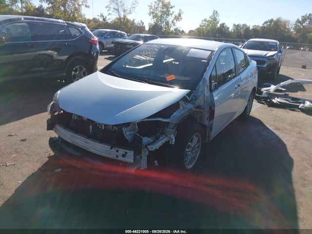 46221005 :رقم المزاد ، JTDKBRFU8J3076129 vin ، 2018 Toyota Prius مزاد بيع