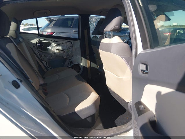 46221005 :رقم المزاد ، JTDKBRFU8J3076129 vin ، 2018 Toyota Prius مزاد بيع