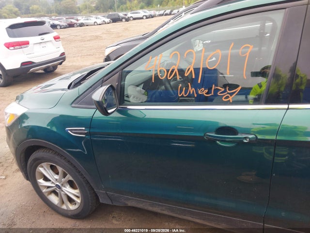 46221019 :رقم المزاد ، 1FMCU9GD1JUD21453 vin ، 2018 Ford Escape Se مزاد بيع