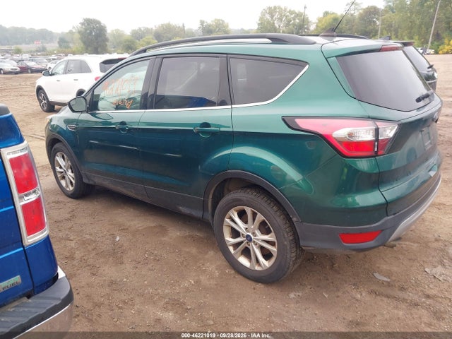 46221019 :رقم المزاد ، 1FMCU9GD1JUD21453 vin ، 2018 Ford Escape Se مزاد بيع