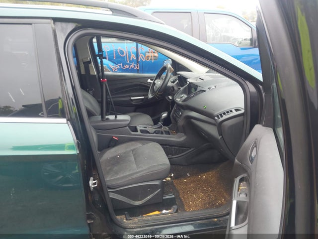 46221019 :رقم المزاد ، 1FMCU9GD1JUD21453 vin ، 2018 Ford Escape Se مزاد بيع