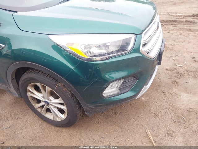 46221019 :رقم المزاد ، 1FMCU9GD1JUD21453 vin ، 2018 Ford Escape Se مزاد بيع