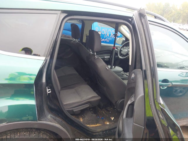 46221019 :رقم المزاد ، 1FMCU9GD1JUD21453 vin ، 2018 Ford Escape Se مزاد بيع