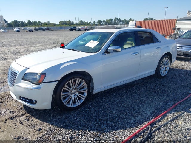 46221055 :رقم المزاد ، 2C3CCAET3DH517067 vin ، 2013 Chrysler 300c مزاد بيع