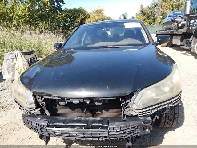 46221061 :رقم المزاد ، 1HGCR2F39DA096437 vin ، 2013 Honda Accord Lx مزاد بيع