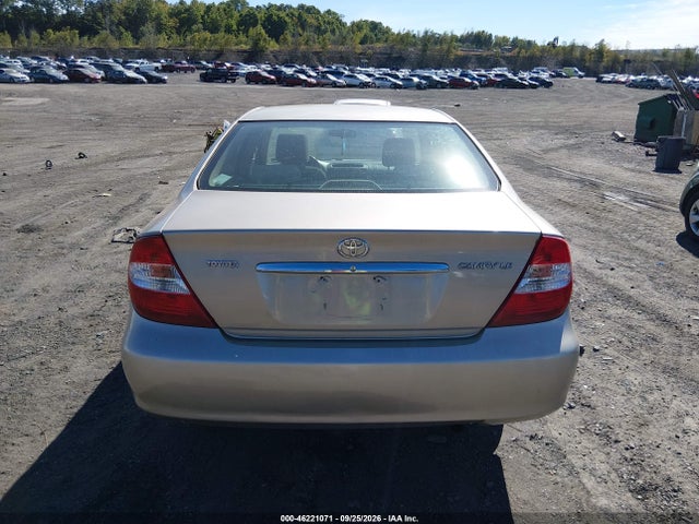 2002 Toyota Camry Le მანქანა იყიდება აუქციონზე, vin: 4T1BE32K12U618378, აუქციონის ნომერი: 46221071
