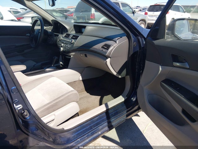 46221075 :رقم المزاد ، 1HGCP2F44AA181003 vin ، 2010 Honda Accord 2.4 Lx-p مزاد بيع