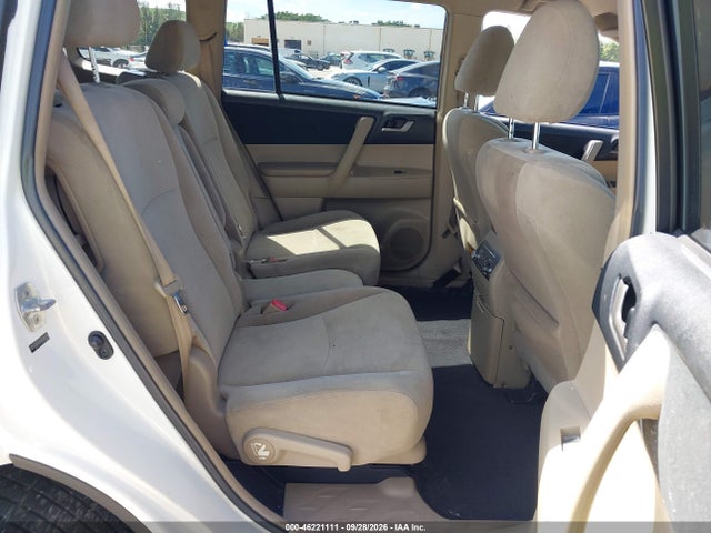 46221111 :رقم المزاد ، 5TDZA3EH1DS034584 vin ، 2013 Toyota Highlander Base Plus مزاد بيع