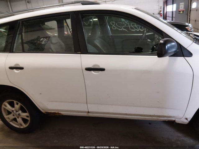 2010 Toyota Rav4 მანქანა იყიდება აუქციონზე, vin: JTMBF4DV4AD028477, აუქციონის ნომერი: 46221328