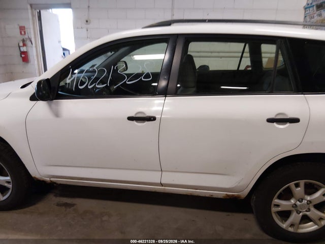 2010 Toyota Rav4 მანქანა იყიდება აუქციონზე, vin: JTMBF4DV4AD028477, აუქციონის ნომერი: 46221328