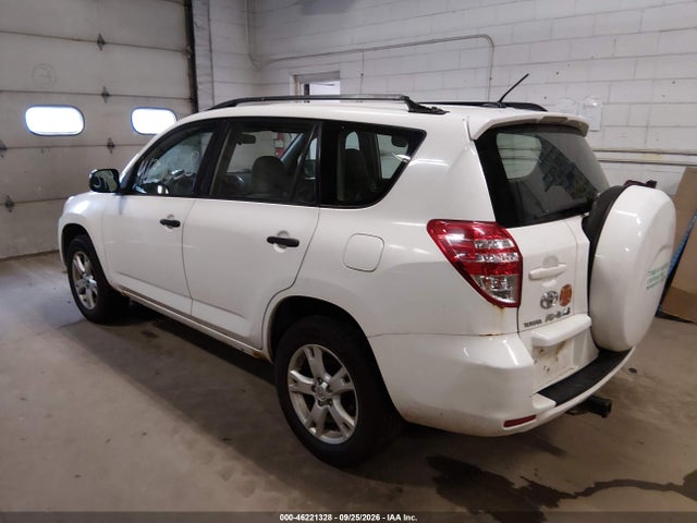 2010 Toyota Rav4 მანქანა იყიდება აუქციონზე, vin: JTMBF4DV4AD028477, აუქციონის ნომერი: 46221328