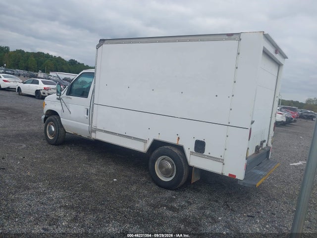 Продажа на аукционе авто 2002 Ford E-350 Cutaway Standard, vin: 1FDSE35L42HB30894, номер лота: 46221354