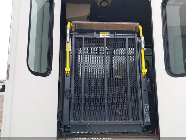 Продажа на аукционе авто 2017 Ford F-450 Chassis Xl, vin: 1FDAF4GTXHEE73330, номер лота: 46221372