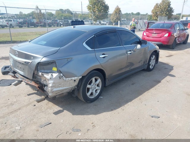 46221423 :رقم المزاد ، 1N4AL3AP3FC208010 vin ، 2015 Nissan Altima 2.5 S مزاد بيع