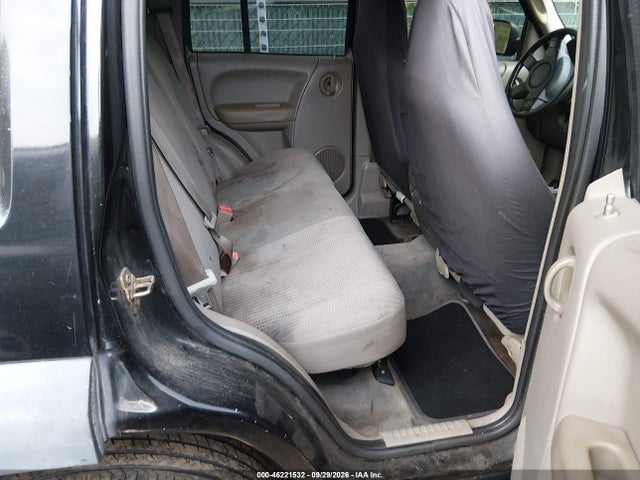 2004 Jeep Liberty Sport მანქანა იყიდება აუქციონზე, vin: 1J4GK48K44W248500, აუქციონის ნომერი: 46221532