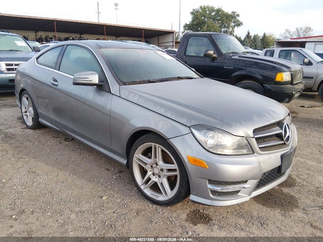 46221550 :رقم المزاد ، WDDGJ4HB9FG369664 vin ، 2015 Mercedes-benz C 250 مزاد بيع