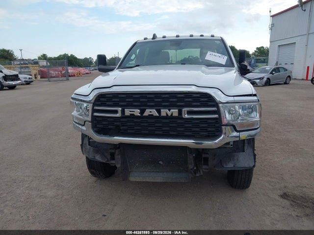 2022 Ram 3500 Big Horn  4x4 8' Box მანქანა იყიდება აუქციონზე, vin: 3C63RRHLXNG276668, აუქციონის ნომერი: 46221593