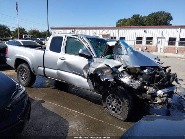 Продажа на аукционе авто 2017 Toyota Tacoma Sr5 V6, vin: 5TFSZ5AN8HX105698, номер лота: 46221679