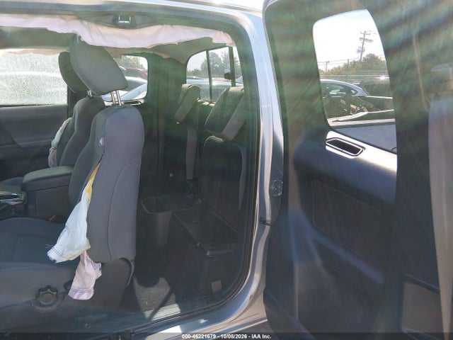 Продажа на аукционе авто 2017 Toyota Tacoma Sr5 V6, vin: 5TFSZ5AN8HX105698, номер лота: 46221679