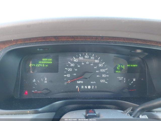 Aukcja sprzedaży 1999 Lincoln Town Car Executive, vin: 1LNHM81W6XY667946, numer aukcji: 46221685