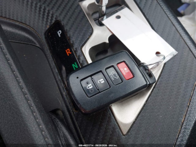 Toyota Rav4 Limited 2015 2T3DFREV0FW261898 Image 11