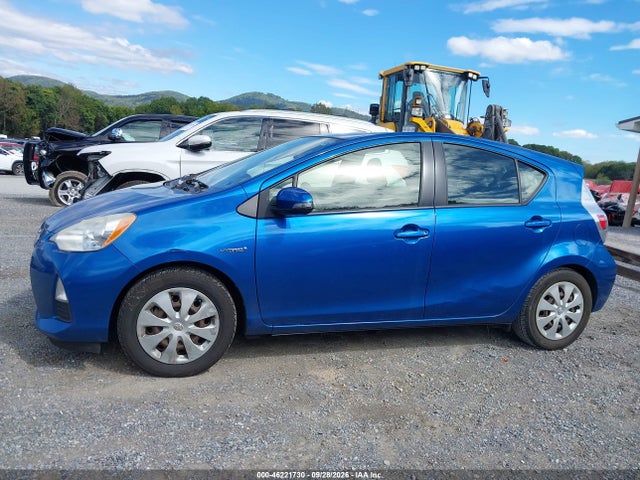 Продажа на аукционе авто 2012 Toyota Prius C Two, vin: JTDKDTB32C1509057, номер лота: 46221730