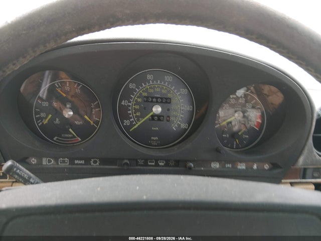 Auction sale of the 1989 Mercedes-benz 560 Sl, vin: WDBBA48D8KA097173, lot number: 46221808