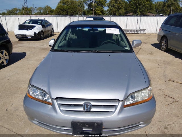 46221827 :رقم المزاد ، 1HGCG56732A021496 vin ، 2002 Honda Accord 2.3 Se مزاد بيع