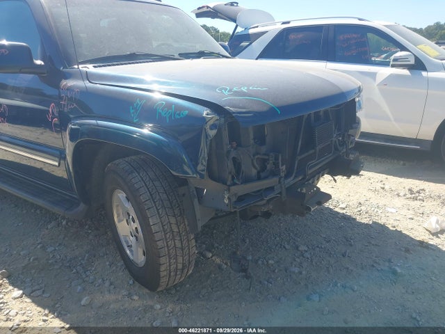 46221871 :رقم المزاد ، 1GNEC13T25J183404 vin ، 2005 Chevrolet Tahoe Lt مزاد بيع