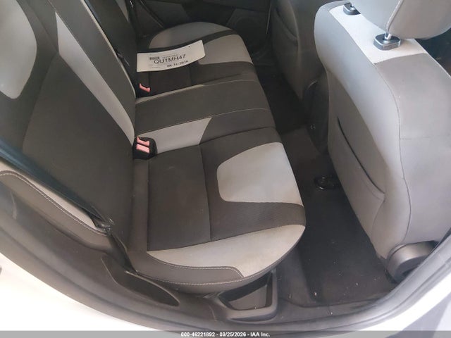 2014 Ford Focus Se მანქანა იყიდება აუქციონზე, vin: 1FADP3K26EL447716, აუქციონის ნომერი: 46221892