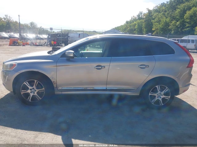 Продажа на аукционе авто 2014 Volvo Xc60 T6 Premier Plus, vin: YV4902DZ0E2512054, номер лота: 46221909