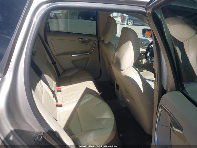Продажа на аукционе авто 2014 Volvo Xc60 T6 Premier Plus, vin: YV4902DZ0E2512054, номер лота: 46221909