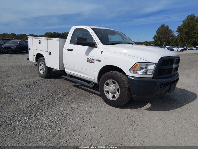 46221924 :رقم المزاد ، 3C7WR4AJXJG313023 vin ، 2018 Ram 2500 Tradesman  4x2 8' Box مزاد بيع