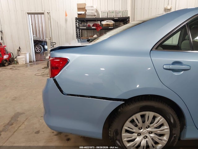 46221973 :رقم المزاد ، 4T4BF1FK4CR158099 vin ، 2012 Toyota Camry Le مزاد بيع