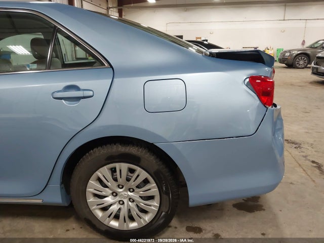 46221973 :رقم المزاد ، 4T4BF1FK4CR158099 vin ، 2012 Toyota Camry Le مزاد بيع