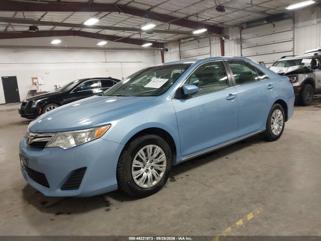46221973 :رقم المزاد ، 4T4BF1FK4CR158099 vin ، 2012 Toyota Camry Le مزاد بيع