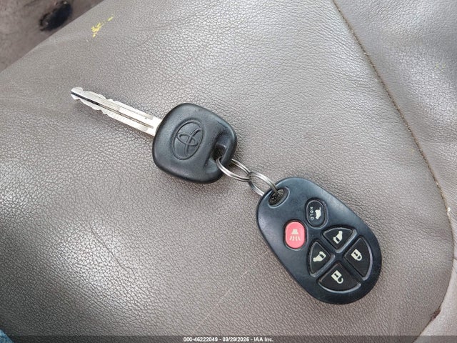 2006 Toyota Sienna Xle მანქანა იყიდება აუქციონზე, vin: 5TDBA22C26S061123, აუქციონის ნომერი: 46222049