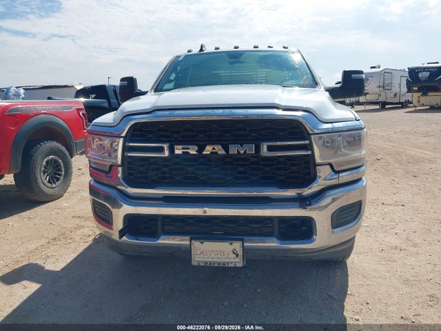 2024 Ram 2500 Tradesman  4x4 8' Box მანქანა იყიდება აუქციონზე, vin: 3C6UR5HJ1RG102392, აუქციონის ნომერი: 46222076