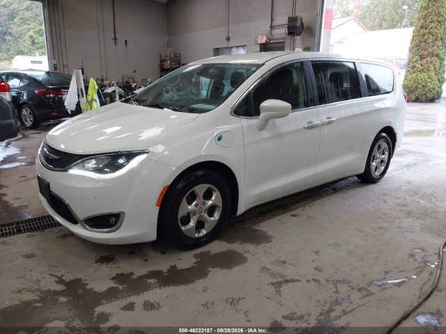 Продаж на аукціоні авто 2020 Chrysler Pacifica Hybrid Touring, vin: 2C4RC1H79LR234847, номер лоту: 46222187