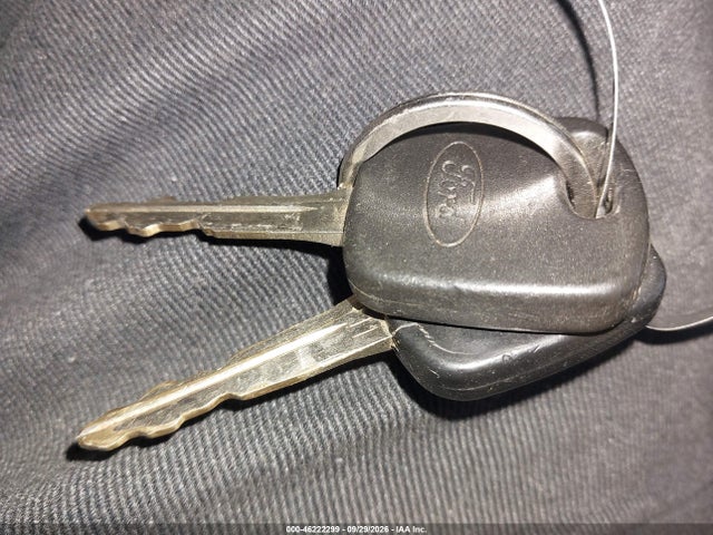 2001 Ford Focus Lx მანქანა იყიდება აუქციონზე, vin: 1FAFP33P31W130696, აუქციონის ნომერი: 46222299