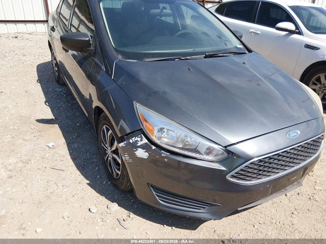 46222401 :رقم المزاد ، 1FADP3E28HL253902 vin ، 2017 Ford Focus S مزاد بيع