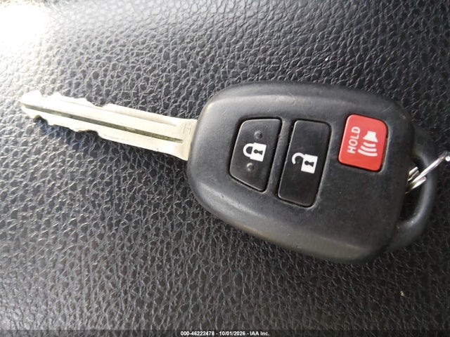 Продажа на аукционе авто 2015 Toyota Rav4 Le, vin: 2T3BFREV3FW325939, номер лота: 46222478