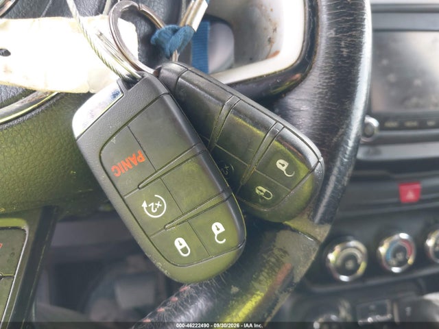 46222490 :رقم المزاد ، ZACCJBCTXGPC68960 vin ، 2016 Jeep Renegade Trailhawk مزاد بيع
