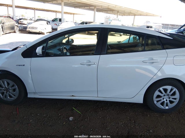 Toyota Prius Two 2017 JTDKBRFU0H3039554 Image 14