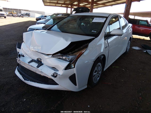 Toyota Prius Two 2017 JTDKBRFU0H3039554 Image 2